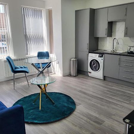 1 Bed Flat, Airport Pick, Drop Available Fibre Broadband, New, Washer Dryer, 10 Mins From City Centre Dartford Eksteriør billede